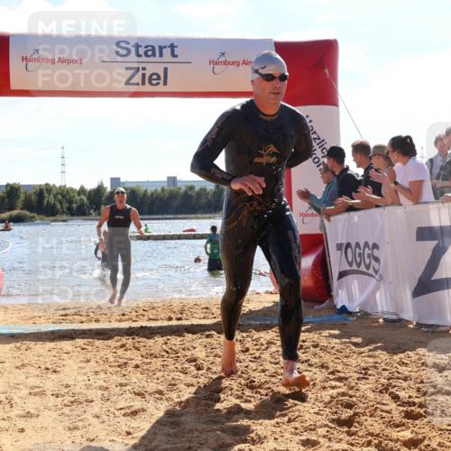 07.09.2025 - 19. Norderstedt Triathlon Luisa Fischer http://msf.ph/oto/8763623 07.09.2025 14:59:48 Schwimmen 425, 944, 1514, 1538 meine-sportfotos.de