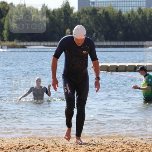 07.09.2025 - 19. Norderstedt Triathlon Luisa Fischer http://msf.ph/oto/8763627 07.09.2025 12:17:14 Schwimmen 1304 meine-sportfotos.de