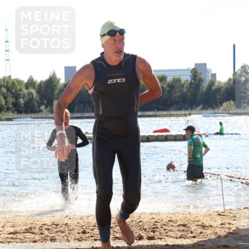 07.09.2025 - 19. Norderstedt Triathlon Luisa Fischer http://msf.ph/oto/8763635 07.09.2025 14:59:50 Schwimmen 425, 944, 1514, 1538 meine-sportfotos.de