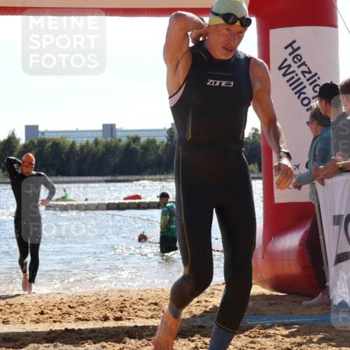 07.09.2025 - 19. Norderstedt Triathlon Luisa Fischer http://msf.ph/oto/8763647 07.09.2025 14:59:51 Schwimmen 425, 944, 1514, 1538 meine-sportfotos.de