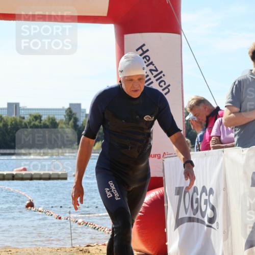 07.09.2025 - 19. Norderstedt Triathlon Luisa Fischer http://msf.ph/oto/8763658 07.09.2025 12:17:19 Schwimmen 1304 meine-sportfotos.de