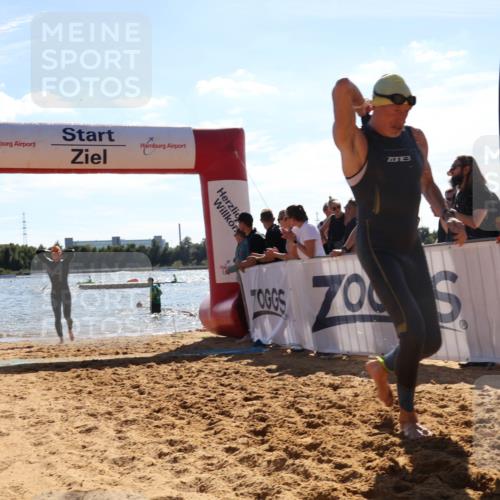 07.09.2025 - 19. Norderstedt Triathlon Luisa Fischer http://msf.ph/oto/8763662 07.09.2025 14:59:52 Schwimmen 425, 944, 1514, 1538 meine-sportfotos.de