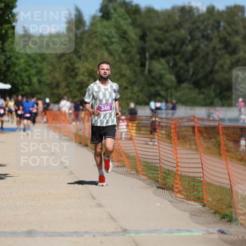 07.09.2025 - 19. Norderstedt Triathlon Michael Strokosch http://msf.ph/oto/8763668 07.09.2025 13:19:30 Laufen 345 meine-sportfotos.de