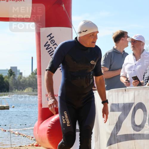 07.09.2025 - 19. Norderstedt Triathlon Luisa Fischer http://msf.ph/oto/8763672 07.09.2025 12:17:20 Schwimmen 1304 meine-sportfotos.de