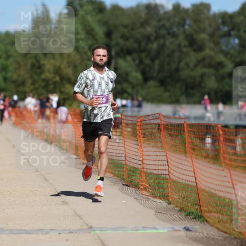 07.09.2025 - 19. Norderstedt Triathlon Michael Strokosch http://msf.ph/oto/8763693 07.09.2025 13:19:31 Laufen 345 meine-sportfotos.de