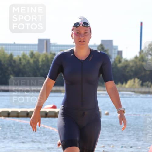 07.09.2025 - 19. Norderstedt Triathlon Luisa Fischer http://msf.ph/oto/8763699 07.09.2025 12:17:30 Schwimmen 1292 meine-sportfotos.de