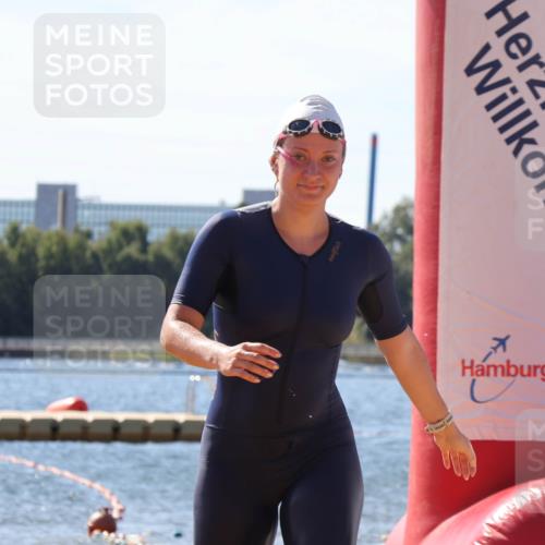 07.09.2025 - 19. Norderstedt Triathlon Luisa Fischer http://msf.ph/oto/8763712 07.09.2025 12:17:31 Schwimmen 1292 meine-sportfotos.de