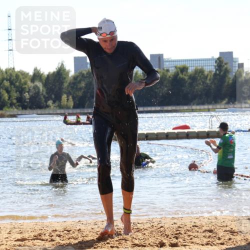 07.09.2025 - 19. Norderstedt Triathlon Luisa Fischer http://msf.ph/oto/8763721 07.09.2025 15:00:25 Schwimmen 362 meine-sportfotos.de