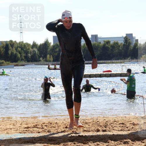 07.09.2025 - 19. Norderstedt Triathlon Luisa Fischer http://msf.ph/oto/8763725 07.09.2025 15:00:26 Schwimmen 362 meine-sportfotos.de