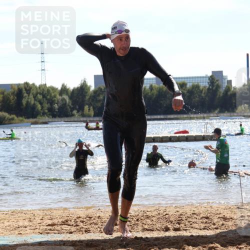 07.09.2025 - 19. Norderstedt Triathlon Luisa Fischer http://msf.ph/oto/8763729 07.09.2025 15:00:26 Schwimmen 362 meine-sportfotos.de