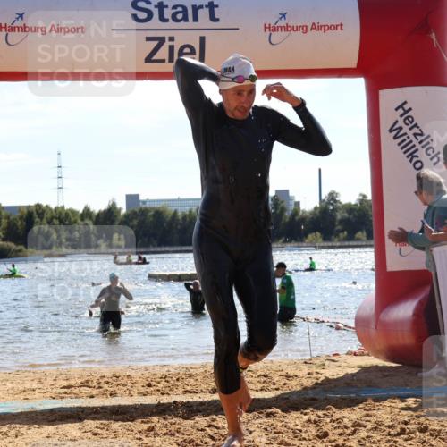 07.09.2025 - 19. Norderstedt Triathlon Luisa Fischer http://msf.ph/oto/8763743 07.09.2025 15:00:27 Schwimmen 362 meine-sportfotos.de