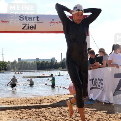 07.09.2025 - 19. Norderstedt Triathlon Luisa Fischer http://msf.ph/oto/8763752 07.09.2025 15:00:28 Schwimmen 362 meine-sportfotos.de