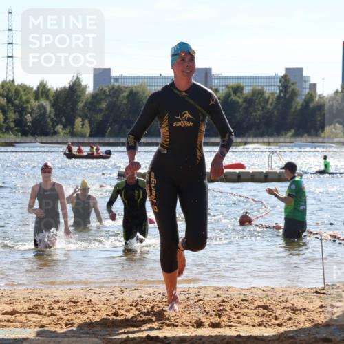 07.09.2025 - 19. Norderstedt Triathlon Luisa Fischer http://msf.ph/oto/8763757 07.09.2025 15:00:34 Schwimmen 362, 950, 1530, 1531 meine-sportfotos.de