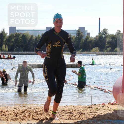 07.09.2025 - 19. Norderstedt Triathlon Luisa Fischer http://msf.ph/oto/8763761 07.09.2025 15:00:34 Schwimmen 362, 950, 1530, 1531 meine-sportfotos.de