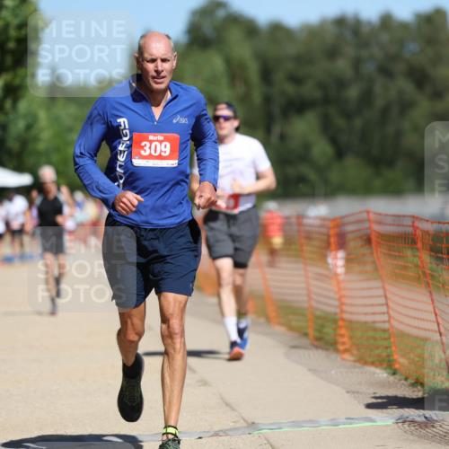 07.09.2025 - 19. Norderstedt Triathlon Michael Strokosch http://msf.ph/oto/8763765 07.09.2025 12:57:39 Laufen 139, 208, 309, 813 meine-sportfotos.de