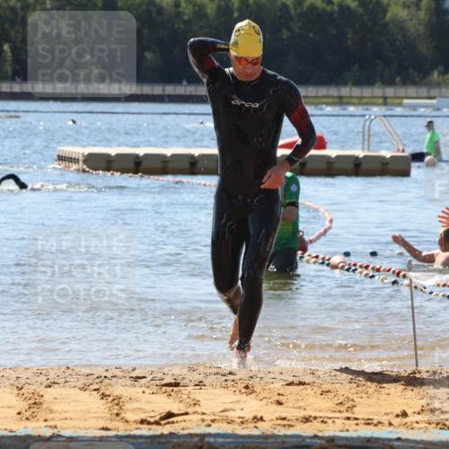 07.09.2025 - 19. Norderstedt Triathlon Luisa Fischer http://msf.ph/oto/8763766 07.09.2025 12:28:30 Schwimmen 1366 meine-sportfotos.de