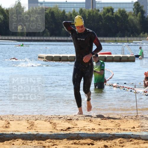 07.09.2025 - 19. Norderstedt Triathlon Luisa Fischer http://msf.ph/oto/8763772 07.09.2025 12:28:30 Schwimmen 1366 meine-sportfotos.de