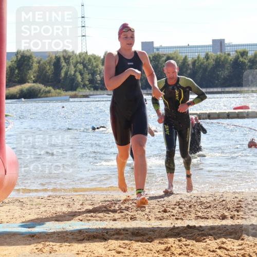07.09.2025 - 19. Norderstedt Triathlon Luisa Fischer http://msf.ph/oto/8763807 07.09.2025 15:00:38 Schwimmen 362, 950, 1530, 1531 meine-sportfotos.de