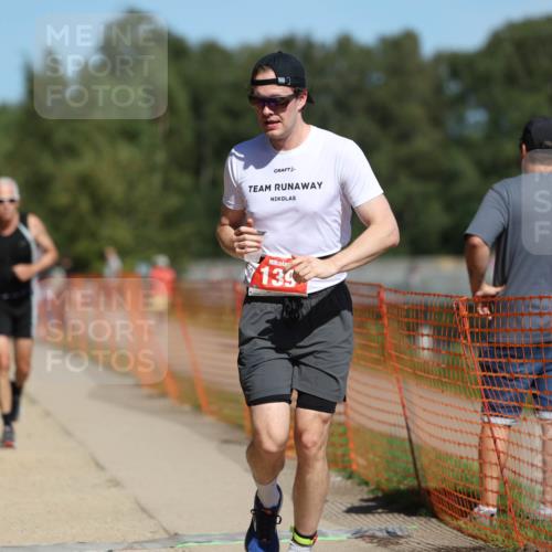 07.09.2025 - 19. Norderstedt Triathlon Michael Strokosch http://msf.ph/oto/8763809 07.09.2025 12:57:43 Laufen 139, 309, 813 meine-sportfotos.de