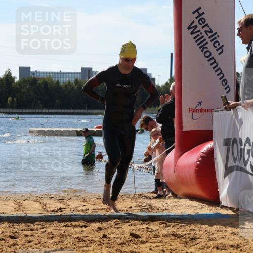07.09.2025 - 19. Norderstedt Triathlon Luisa Fischer http://msf.ph/oto/8763810 07.09.2025 12:28:32 Schwimmen 1366 meine-sportfotos.de