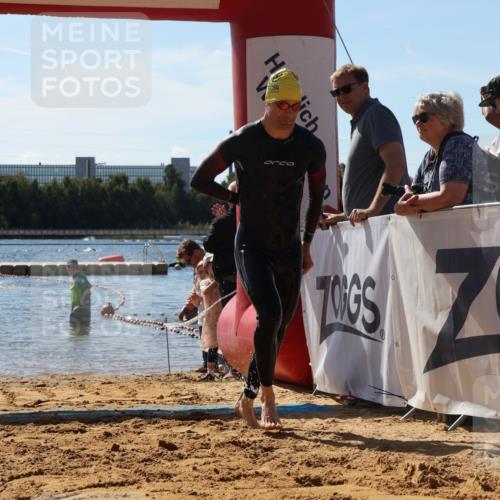 07.09.2025 - 19. Norderstedt Triathlon Luisa Fischer http://msf.ph/oto/8763824 07.09.2025 12:28:33 Schwimmen 1366 meine-sportfotos.de