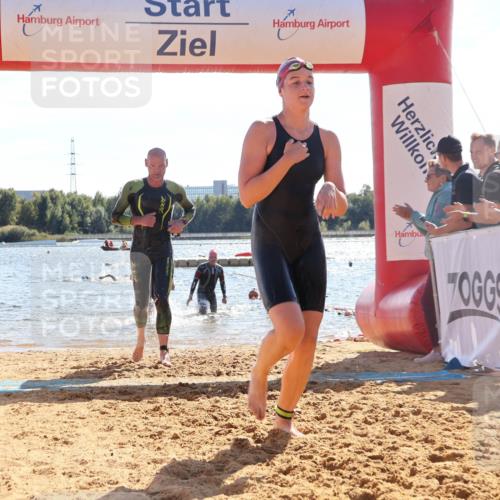 07.09.2025 - 19. Norderstedt Triathlon Luisa Fischer http://msf.ph/oto/8763831 07.09.2025 15:00:40 Schwimmen 889, 950, 1405, 1530, 1531 meine-sportfotos.de