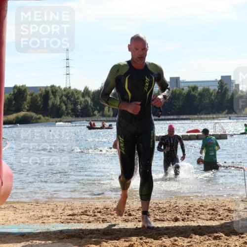 07.09.2025 - 19. Norderstedt Triathlon Luisa Fischer http://msf.ph/oto/8763833 07.09.2025 15:00:40 Schwimmen 889, 950, 1405, 1530, 1531 meine-sportfotos.de