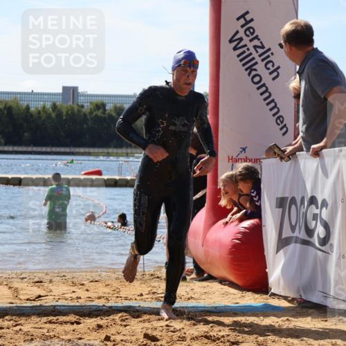 07.09.2025 - 19. Norderstedt Triathlon Luisa Fischer http://msf.ph/oto/8763875 07.09.2025 12:29:01 Schwimmen 698 meine-sportfotos.de