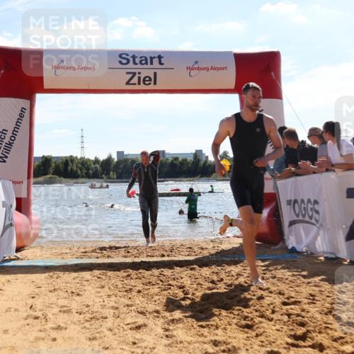 07.09.2025 - 19. Norderstedt Triathlon Luisa Fischer http://msf.ph/oto/8763882 07.09.2025 15:00:45 Schwimmen 889, 950, 1405, 1530, 1531 meine-sportfotos.de