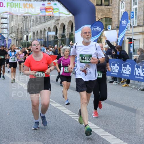 07.09.2025 - BARMER Alsterlauf Strokosch-Dieckow http://msf.ph/oto/8763896 07.09.2025 10:12:08 Ziel 2226, 2942, 3096, 3228, 3448, 3706, 3873, 3973, 3990, 4101, 4175, 4280, 4413, 4561, 4616, 4694, 4702, 4792, 4829, 4852, 5492, 5897, 6199, 6200, 8028, 8061, 8170, 8357 meine-sportfotos.de