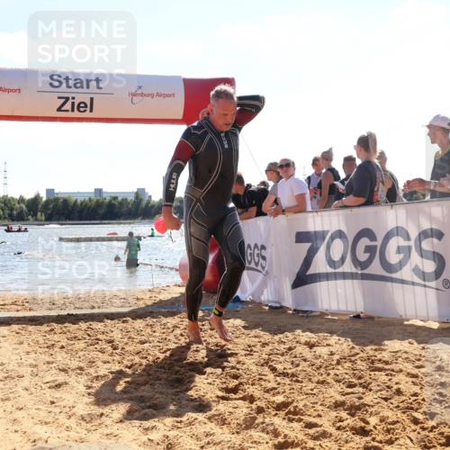 07.09.2025 - 19. Norderstedt Triathlon Luisa Fischer http://msf.ph/oto/8763912 07.09.2025 15:00:48 Schwimmen 889, 950, 1405, 1530 meine-sportfotos.de