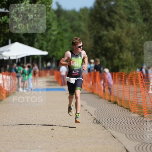 07.09.2025 - 19. Norderstedt Triathlon Michael Strokosch http://msf.ph/oto/8763959 07.09.2025 11:30:51 Laufen 1180, 1188 meine-sportfotos.de