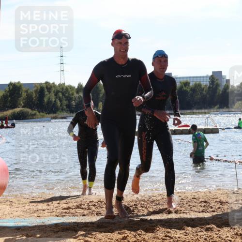 07.09.2025 - 19. Norderstedt Triathlon Luisa Fischer http://msf.ph/oto/8763988 07.09.2025 15:01:09 Schwimmen 871, 909, 1529, 1539 meine-sportfotos.de