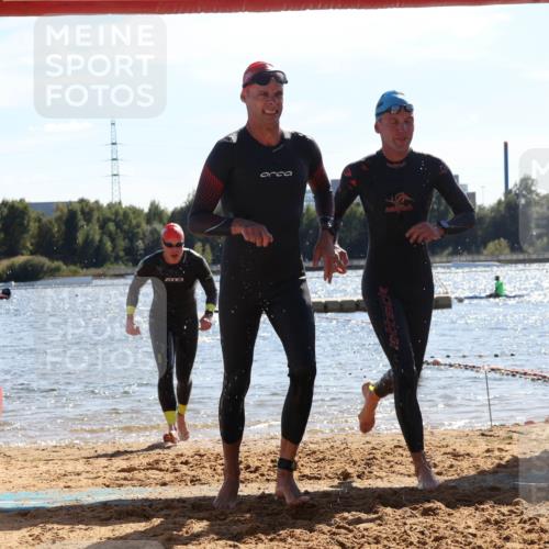 07.09.2025 - 19. Norderstedt Triathlon Luisa Fischer http://msf.ph/oto/8763992 07.09.2025 15:01:09 Schwimmen 871, 909, 1529, 1539 meine-sportfotos.de
