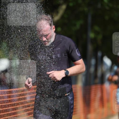 07.09.2025 - 19. Norderstedt Triathlon Michael Strokosch http://msf.ph/oto/8763997 07.09.2025 12:11:18 Laufen 729, 787 meine-sportfotos.de