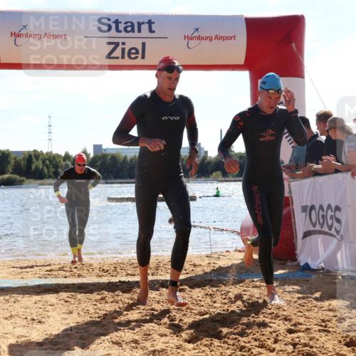 07.09.2025 - 19. Norderstedt Triathlon Luisa Fischer http://msf.ph/oto/8763999 07.09.2025 15:01:10 Schwimmen 871, 909, 1529, 1539 meine-sportfotos.de