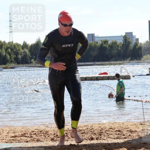 07.09.2025 - 19. Norderstedt Triathlon Luisa Fischer http://msf.ph/oto/8764010 07.09.2025 15:01:11 Schwimmen 871, 909, 1529, 1539 meine-sportfotos.de