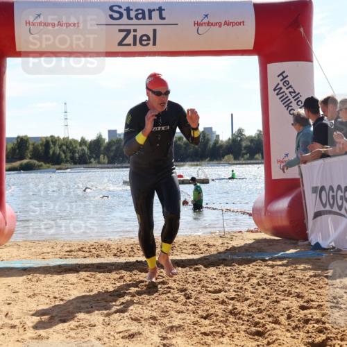 07.09.2025 - 19. Norderstedt Triathlon Luisa Fischer http://msf.ph/oto/8764024 07.09.2025 15:01:12 Schwimmen 871, 909, 1529, 1539 meine-sportfotos.de