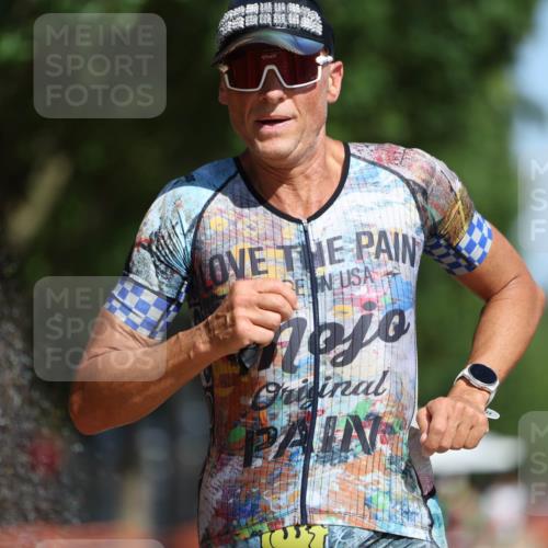 07.09.2025 - 19. Norderstedt Triathlon Michael Strokosch http://msf.ph/oto/8764059 07.09.2025 12:11:22 Laufen 729, 787 meine-sportfotos.de
