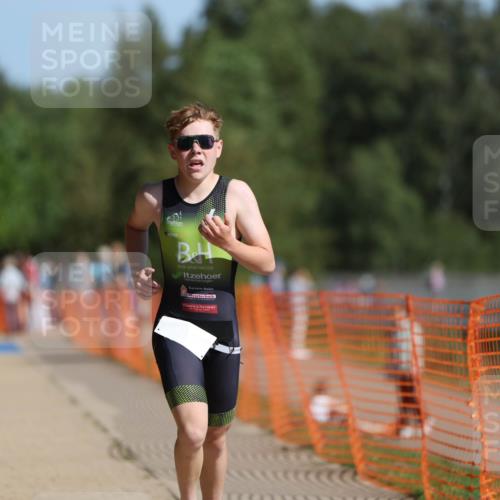 07.09.2025 - 19. Norderstedt Triathlon Michael Strokosch http://msf.ph/oto/8764063 07.09.2025 11:30:54 Laufen 1180, 1188 meine-sportfotos.de