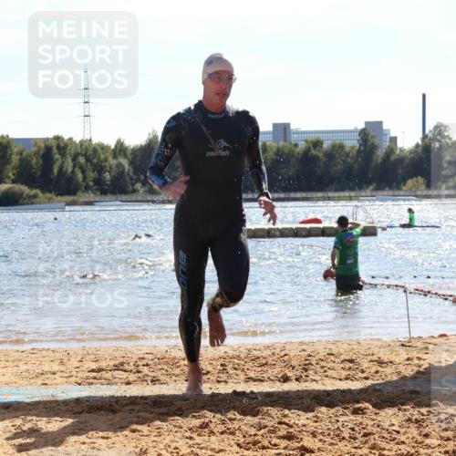 07.09.2025 - 19. Norderstedt Triathlon Luisa Fischer http://msf.ph/oto/8764072 07.09.2025 15:01:31 Schwimmen 396 meine-sportfotos.de
