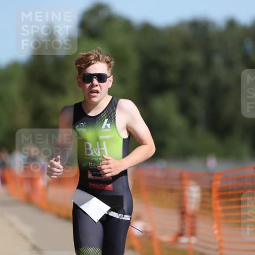 07.09.2025 - 19. Norderstedt Triathlon Michael Strokosch http://msf.ph/oto/8764096 07.09.2025 11:30:55 Laufen 1180 meine-sportfotos.de