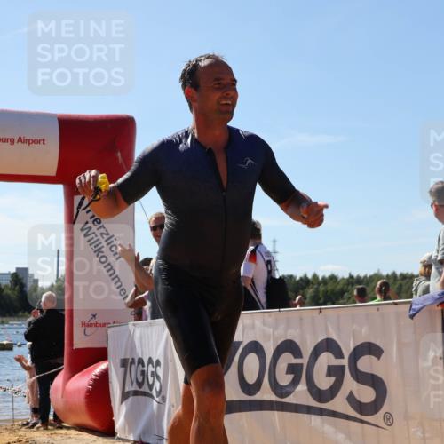 07.09.2025 - 19. Norderstedt Triathlon Luisa Fischer http://msf.ph/oto/8764101 07.09.2025 12:30:43 Schwimmen 222, 1270 meine-sportfotos.de