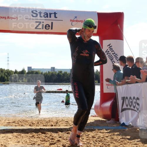 07.09.2025 - 19. Norderstedt Triathlon Luisa Fischer http://msf.ph/oto/8764111 07.09.2025 15:01:51 Schwimmen 397, 878, 885 meine-sportfotos.de