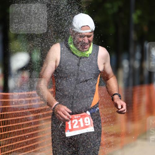 07.09.2025 - 19. Norderstedt Triathlon Michael Strokosch http://msf.ph/oto/8764145 07.09.2025 12:11:36 Laufen 719, 1219 meine-sportfotos.de