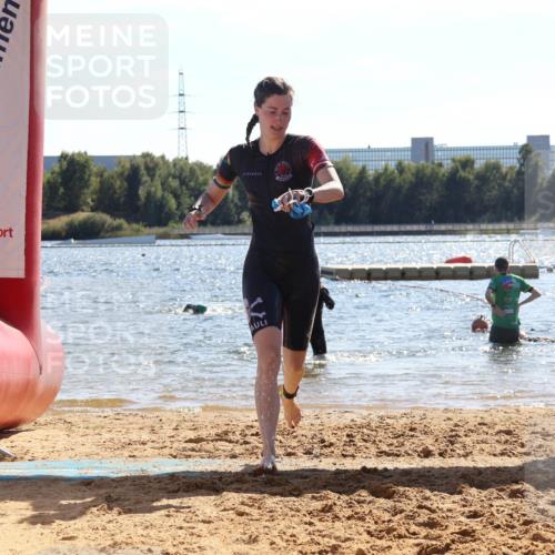 07.09.2025 - 19. Norderstedt Triathlon Luisa Fischer http://msf.ph/oto/8764157 07.09.2025 15:01:54 Schwimmen 397, 878, 885 meine-sportfotos.de
