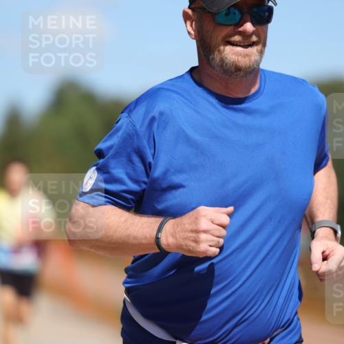 07.09.2025 - 19. Norderstedt Triathlon Michael Strokosch http://msf.ph/oto/8764159 07.09.2025 13:19:49 Laufen 197, 357, 1221, 1321, 1397 meine-sportfotos.de