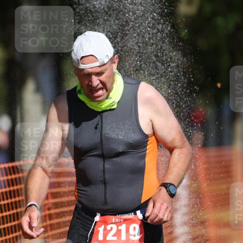 07.09.2025 - 19. Norderstedt Triathlon Michael Strokosch http://msf.ph/oto/8764160 07.09.2025 12:11:36 Laufen 719, 1219 meine-sportfotos.de