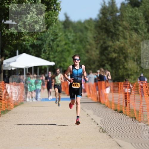 07.09.2025 - 19. Norderstedt Triathlon Michael Strokosch http://msf.ph/oto/8764167 07.09.2025 11:31:10 Laufen 1171 meine-sportfotos.de