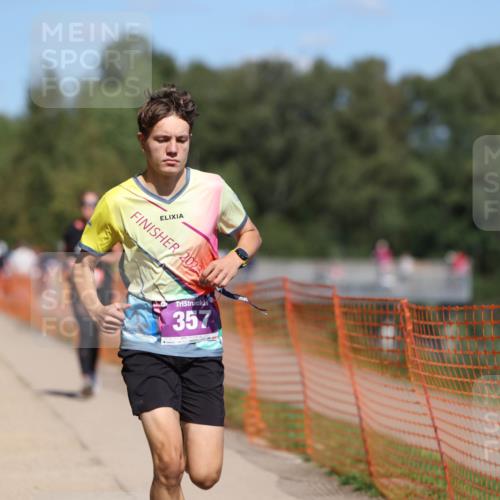 07.09.2025 - 19. Norderstedt Triathlon Michael Strokosch http://msf.ph/oto/8764169 07.09.2025 13:19:50 Laufen 197, 205, 357, 1221, 1321, 1397 meine-sportfotos.de